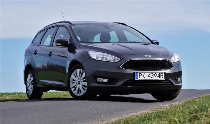 Ford Focus cena 29700 przebieg: 140000, rok produkcji 2015 z Kalisz małe 781